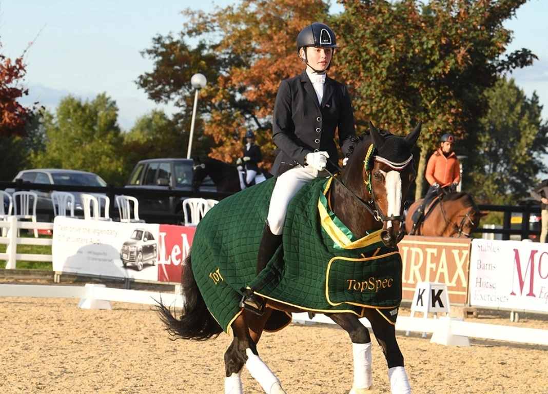 Annabella and Charlotte Take Winning Position
