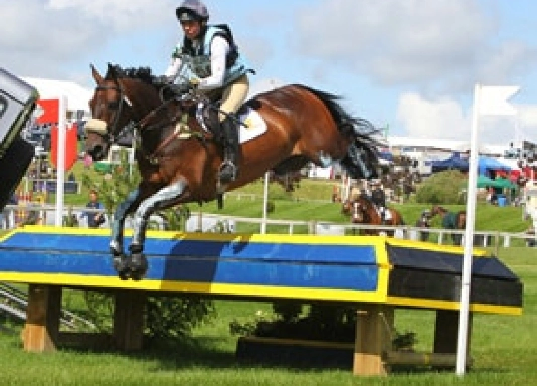 Kitty King wins a CIC** at Barbury Castle riding Persimmon